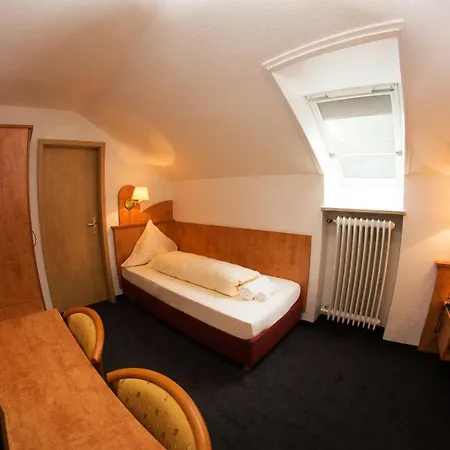 Hotel-restaurant Foehren-hof 2* Heroldsberg