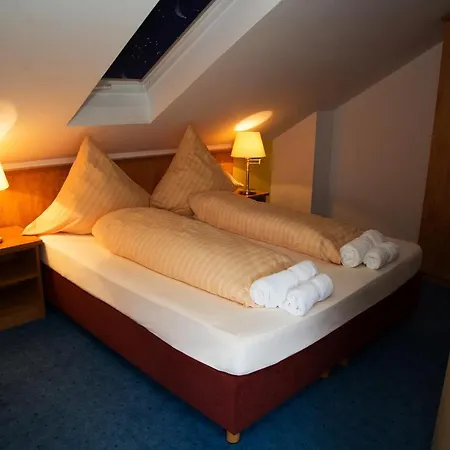 Hotel-restaurant Foehren-hof Hotell Heroldsberg